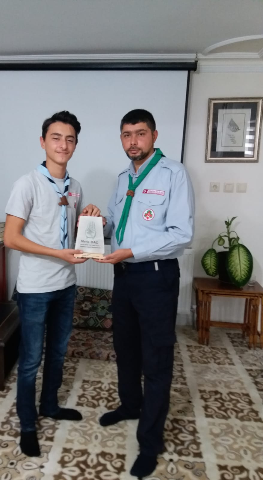 /Haber-Detay/Serhat-Genclik-Izcilik-Odulu-Sahibini-Buldu